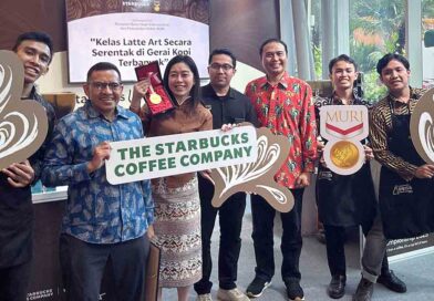 Starbucks Pecahkan Rekor MURI Lewat Kelas Latte Art Serentak