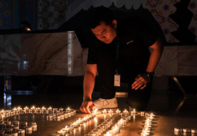 Instalasi Lilin Hiasi ARTOTEL Harmoni Jakarta Saat Earth Hour