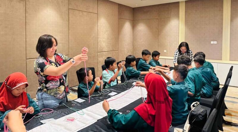 FOX LITE Hotel Majalaya Berkolaborasi dengan Owwmy Crocket Tanamkan Nilai Kreativitas Anak