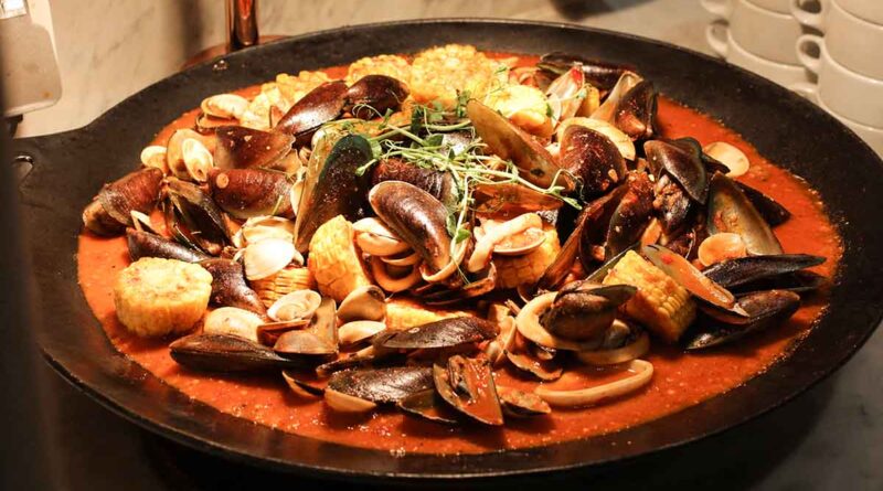 ARTOTEL Thamrin Sajikan BBQ Asian Interaktif Akhir Pekan